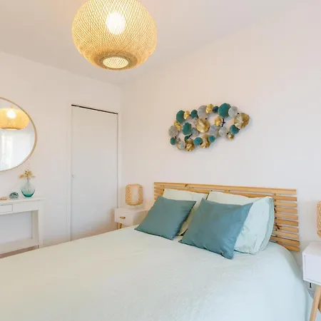 T2 Avec Jardin, Clim & Piscine - Proche Plages Et Randos, Parking Prive - La Rascasse Διαμέρισμα Ιέρ