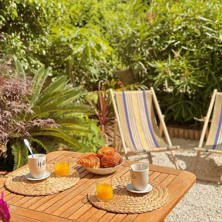 T2 Avec Jardin, Clim & Piscine - Proche Plages Et Randos, Parking Prive - La Rascasse イエール