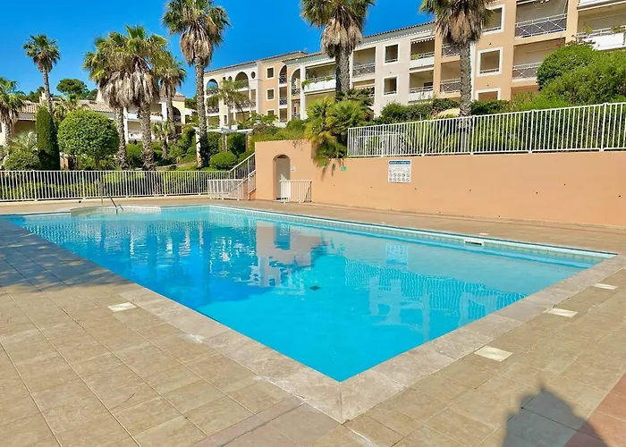 Lägenhet T2 Avec Jardin, Clim & Piscine - Proche Plages Et Randos, Parking Prive - La Rascasse Hyères